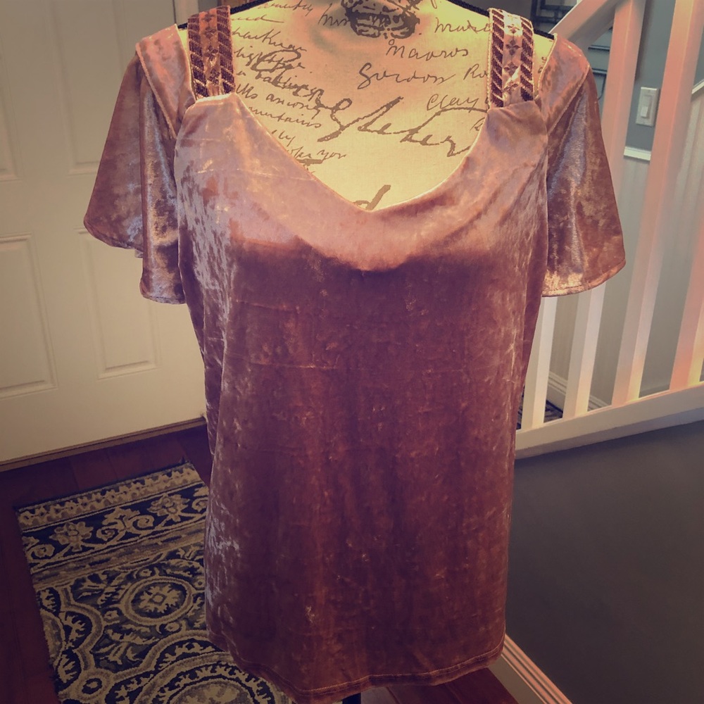 NWT Lucky Brand plush velvet top